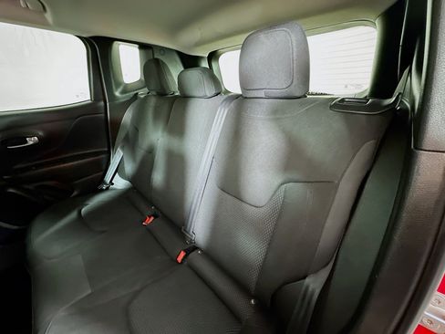 Used 2020 Jeep Renegade Altitude image 22