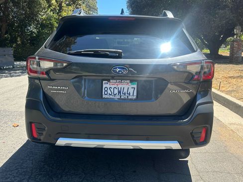 Used 2020 Subaru Outback Limited AWD/4WD image 6