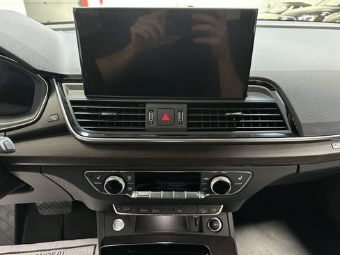 Used 2024 Audi Q5 2.0T Premium Plus w/ Premium Plus Package AWD/4WD image 18