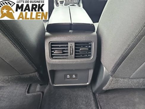 Used 2025 Nissan Rogue SV FWD image 20