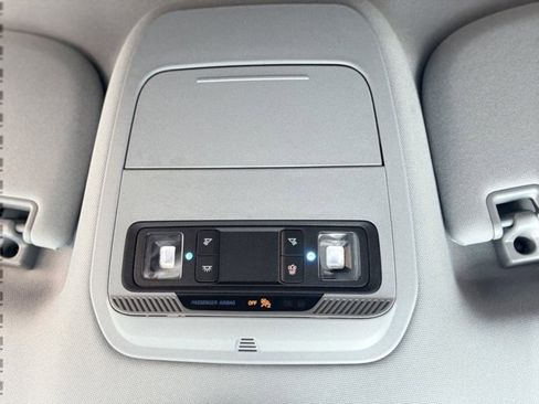 New 2025 Ford F150 XLT w/ Equipment Group 301A Standard image 18