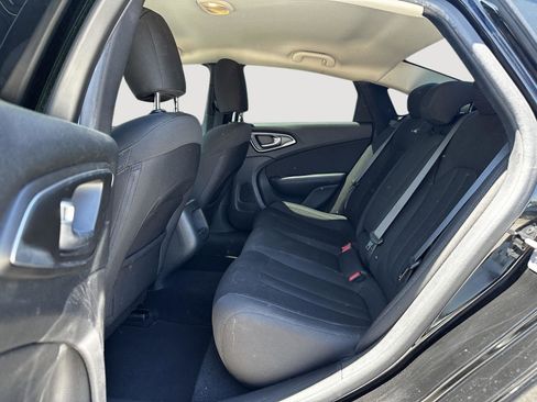 Used 2016 Chrysler 200 Limited w/ Convenience Group FWD image 20