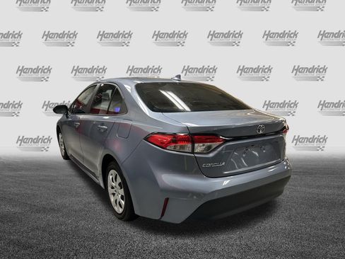 Used 2025 Toyota Corolla LE FWD image 10