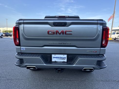 Used 2025 GMC Sierra 1500 AT4 w/ AT4 Preferred Package AWD/4WD image 7