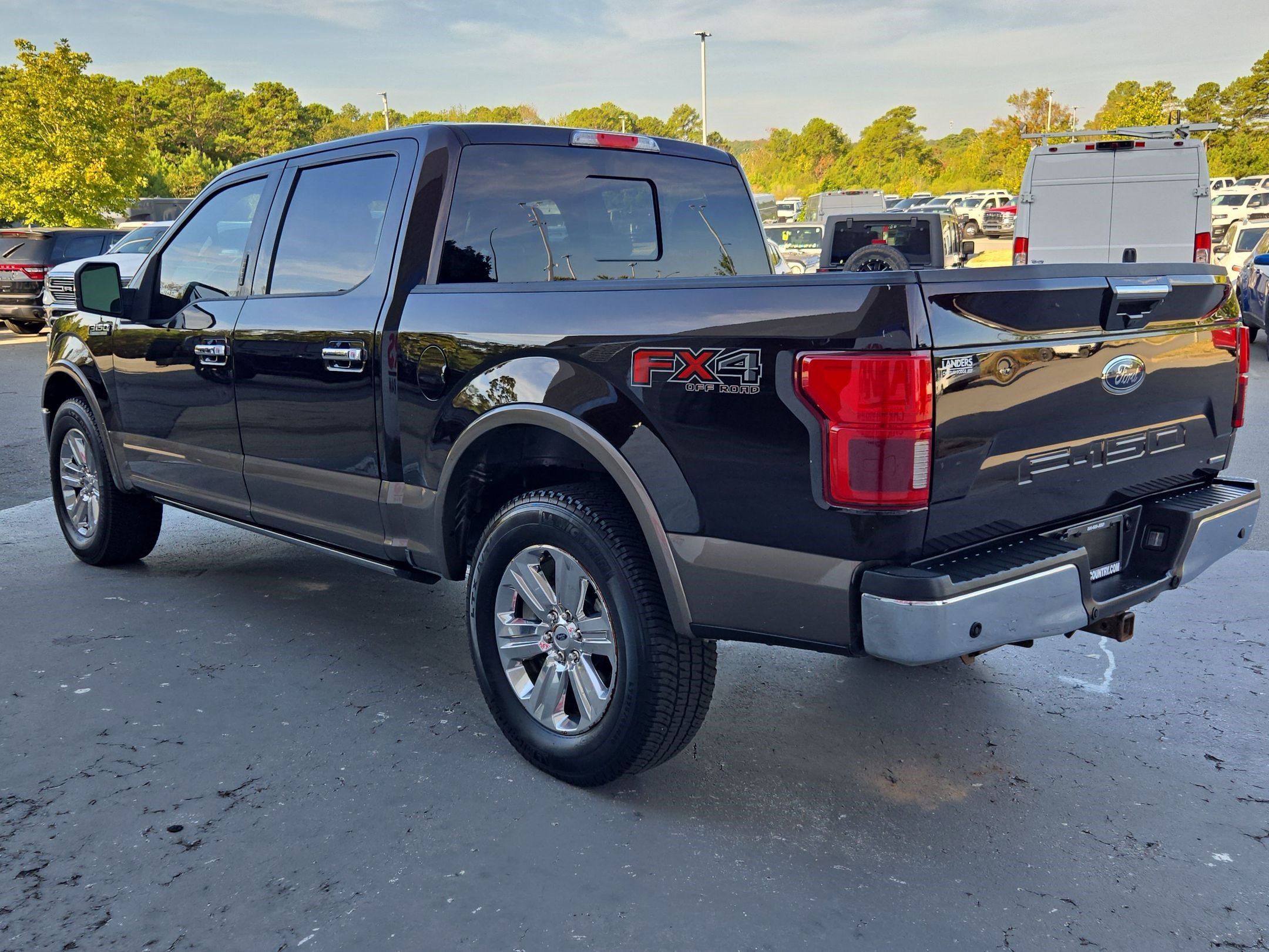 Used 2019 Ford F150 Lariat w/ Equipment Group 502A Luxury AWD/4WD image 5