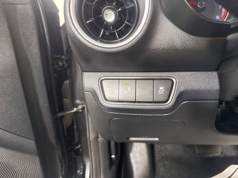 Used 2023 Kia Forte LXS w/ LXS Technology Package FWD image 29