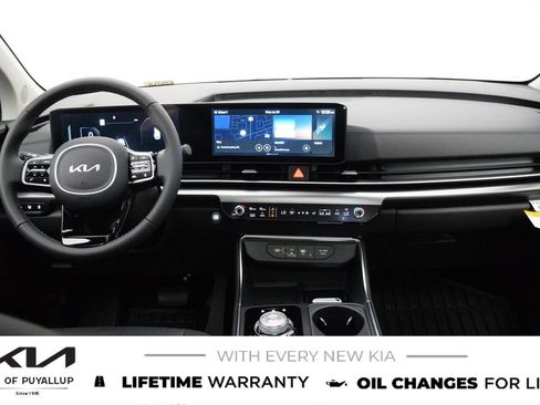 New 2026 Kia Carnival SX FWD image 17