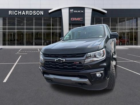 Used 2022 Chevrolet Colorado Z71 AWD/4WD image 15