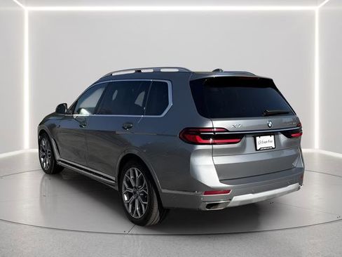 Used 2024 BMW X7 xDrive40i image 3