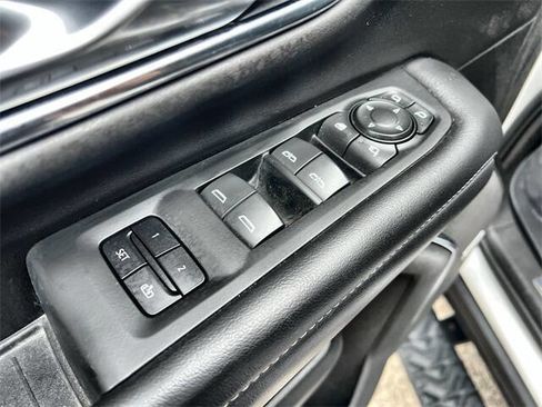 Used 2022 Chevrolet Tahoe Z71 w/ Z71 Off-Road Package image 22