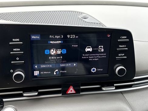 Used 2022 Hyundai Elantra SEL w/ Preferred Accessory Package image 13