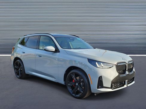 New 2026 BMW X3 xDrive30 w/ Premium Package image 2