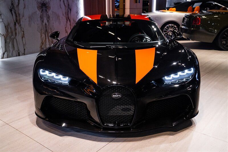 Used 2022 Bugatti Chiron Super Sport AWD/4WD image 7