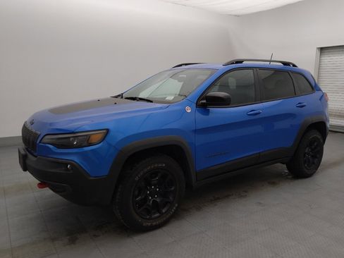 Used 2022 Jeep Cherokee Trailhawk w/ Trailer Tow Group image 2