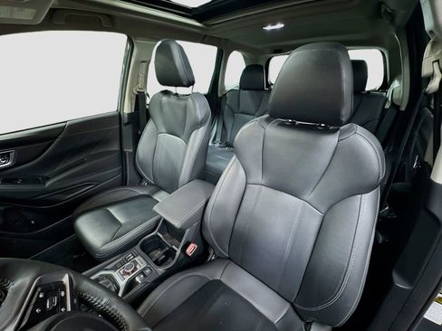 Certified 2022 Subaru Forester Touring w/ Popular Package #3 image 20