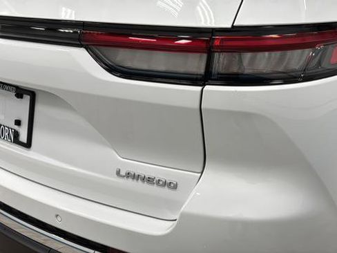 Used 2024 Jeep Grand Cherokee Laredo X image 28