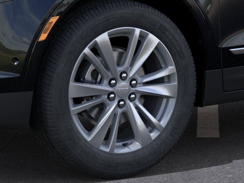 New 2026 Cadillac XT5 Premium Luxury w/ LPO, Floor Liner Package AWD/4WD image 9