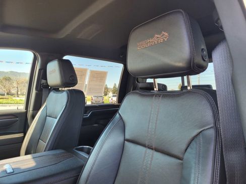 Used 2024 Chevrolet Silverado 3500 High Country w/ Z71 Off-Road Package AWD/4WD image 16