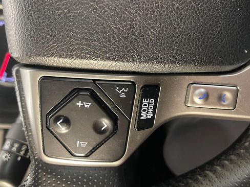 Used 2023 Toyota 4Runner Limited image 25