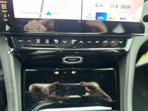 New 2026 Jeep Grand Cherokee Altitude image 21