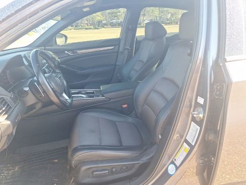 Used 2019 Honda Accord Sport image 15