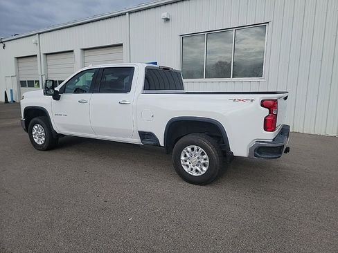 Used 2024 Chevrolet Silverado 2500 LTZ image 3