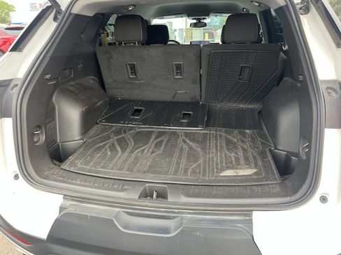 Used 2023 Chevrolet Blazer LT w/ Convenience Package FWD image 10