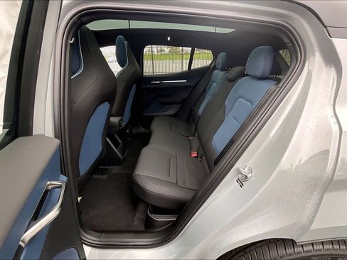 New 2026 Volvo EX30 Plus image 12