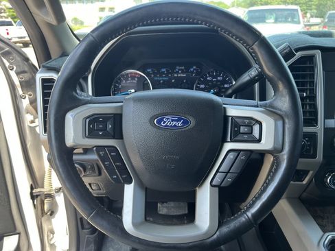 Used 2019 Ford F250 Lariat w/ Lariat Ultimate Package AWD/4WD image 21