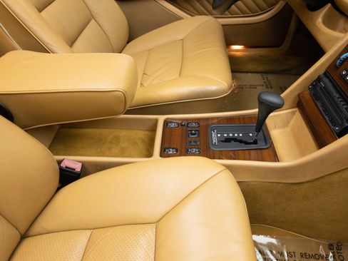 Used 1991 Mercedes-Benz 350 SD image 28