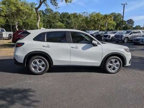 Used 2024 Honda HR-V LX image 3