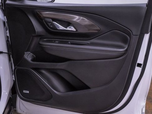 Used 2018 GMC Terrain Denali w/ Advanced Safety Package image 33