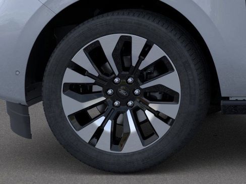 New 2026 Ford Expedition Platinum w/ Driver's Package image 20