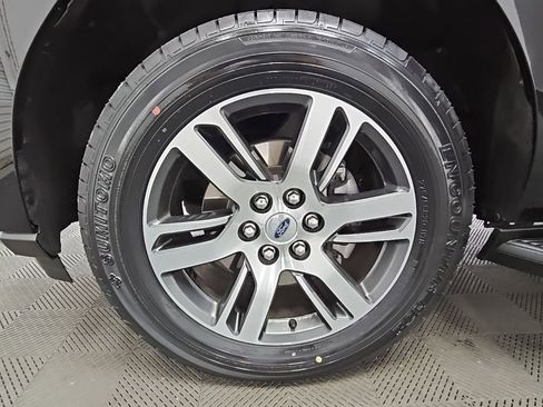 Used 2024 Ford Expedition Limited image 50