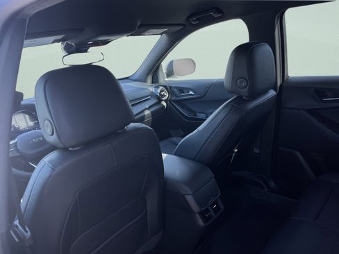 New 2026 Chevrolet Equinox LT w/ Convenience Package II image 21