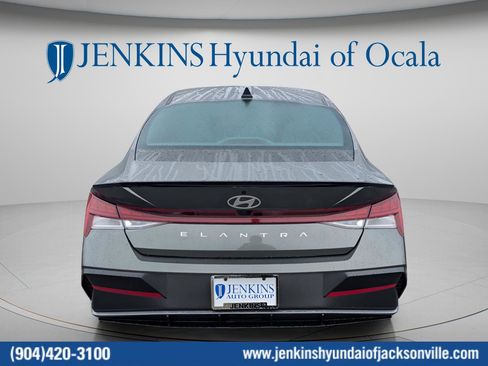 New 2026 Hyundai Elantra SEL Sport image 5