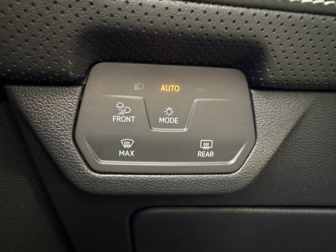 New 2026 Volkswagen Atlas Cross Sport SEL R-Line image 26