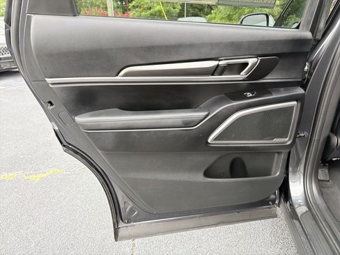Used 2024 Kia Telluride S w/ S Sunroof Package AWD/4WD image 19