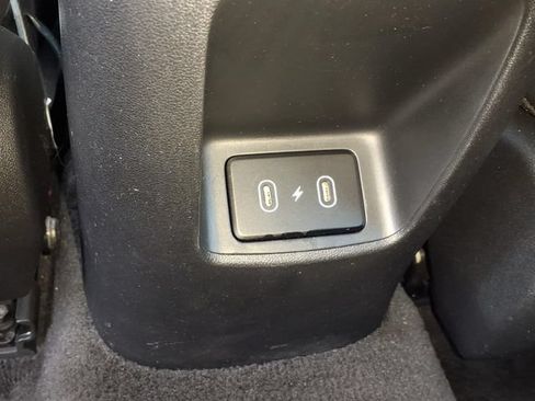 Used 2024 Hyundai Elantra Limited FWD image 13