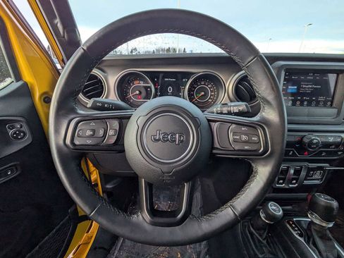 Used 2020 Jeep Wrangler Sport image 17