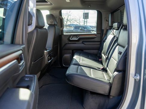 New 2025 GMC Sierra 2500 Denali w/ Denali Reserve Package AWD/4WD image 13