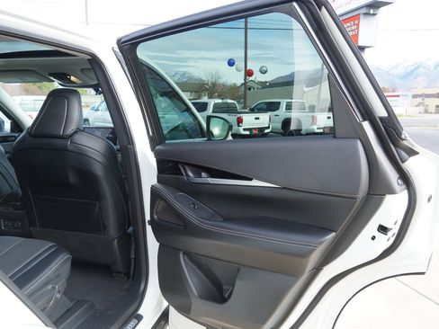 Used 2023 INFINITI QX60 Pure image 25