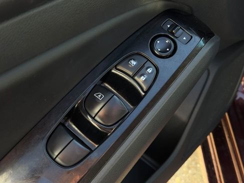 Used 2023 Nissan Altima 2.5 SV image 11