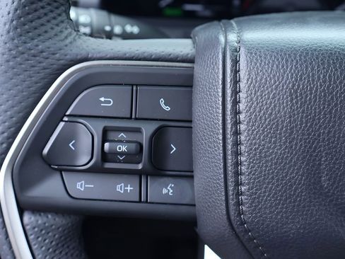 Certified 2025 Toyota Tacoma Limited image 23