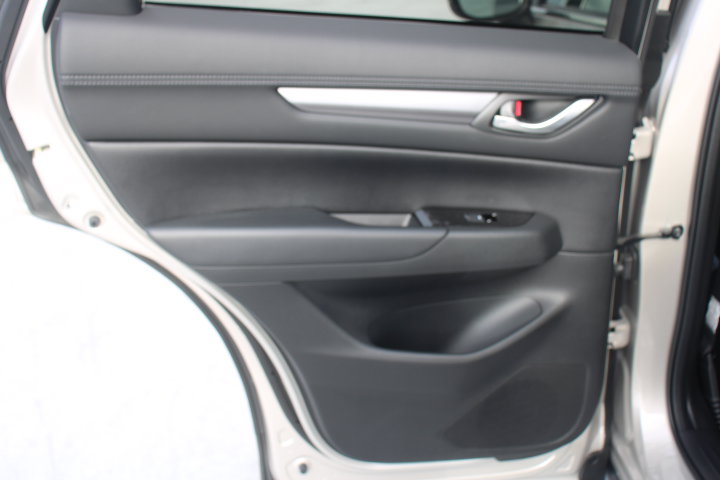 Used 2025 MAZDA CX-5 AWD 2.5 S w/ Preferred Package image 13