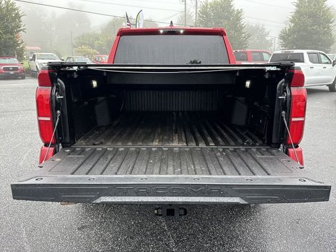 Used 2024 Toyota Tacoma TRD Sport image 26