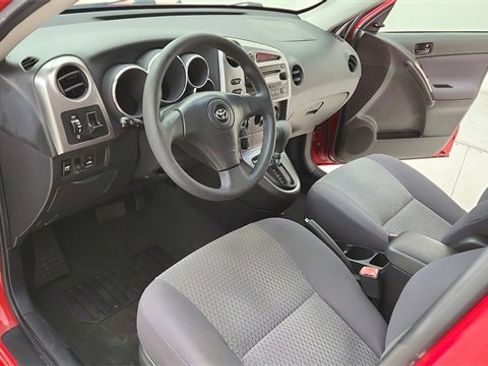 Used 2005 Toyota Matrix image 17