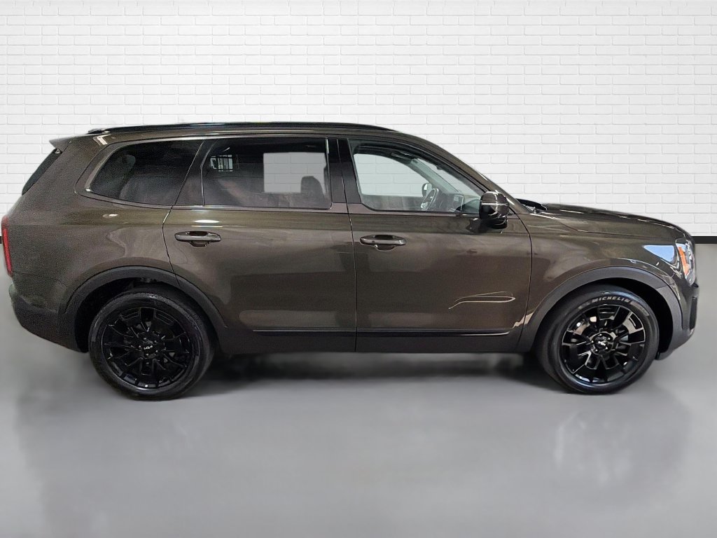 Used 2022 Kia Telluride SX w/ Nightfall Edition Package AWD/4WD image 10