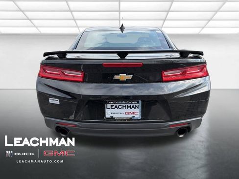 Used 2017 Chevrolet Camaro LT image 4