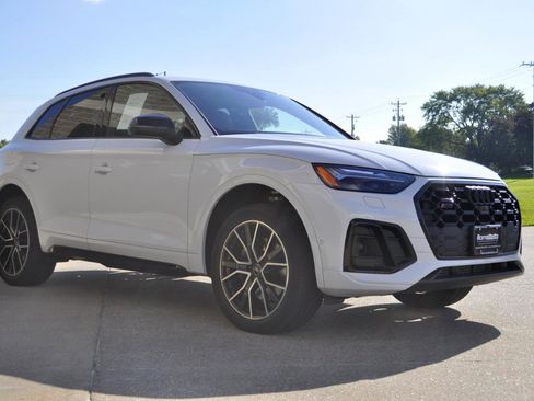 Used 2024 Audi SQ5 Prestige AWD/4WD image 11